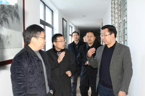 专题专栏 推开国家监察体制改革试点进行时 在黄冈,省纪委常委艾军